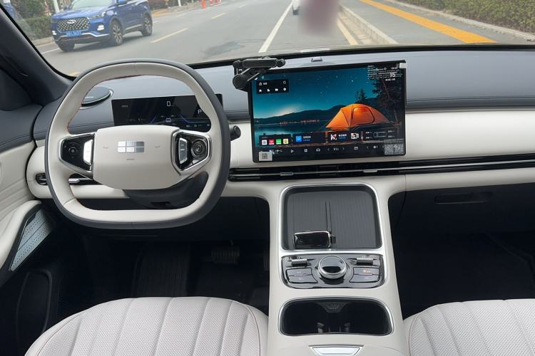 Used Geely Galaxy Galaxy Xingjian 7 EM-i 2025 120km Launch+ Version