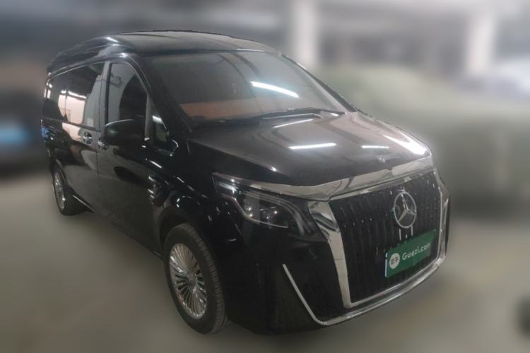 Used Mercedes-Benz Vito 2016 2.0T Business Edition Front Right 45 Deg