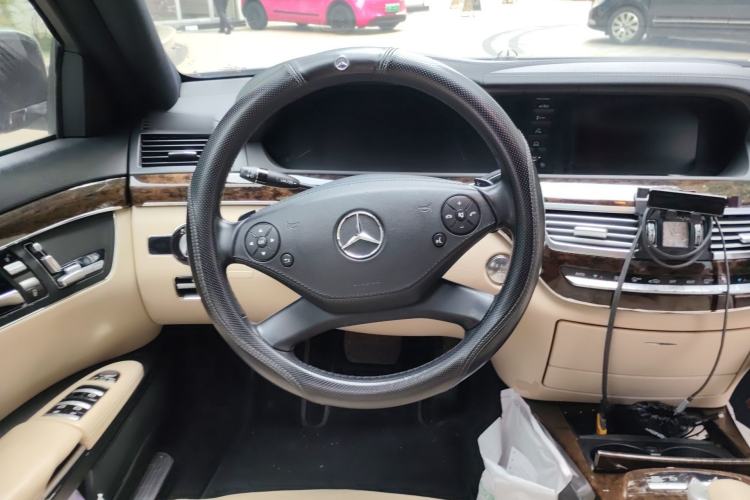 Used Mercedes-Benz S-Class 2010 S 300 L Business Model

