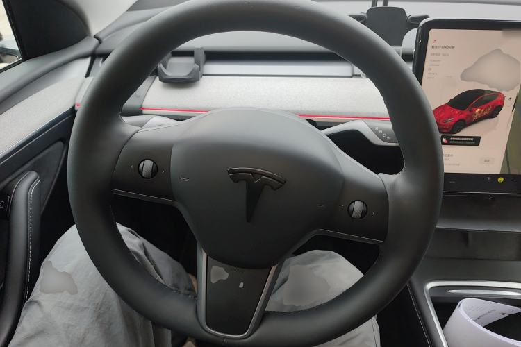 Used Tesla Model Y 2024 Rear-Wheel-Drive Version Steering Wheel