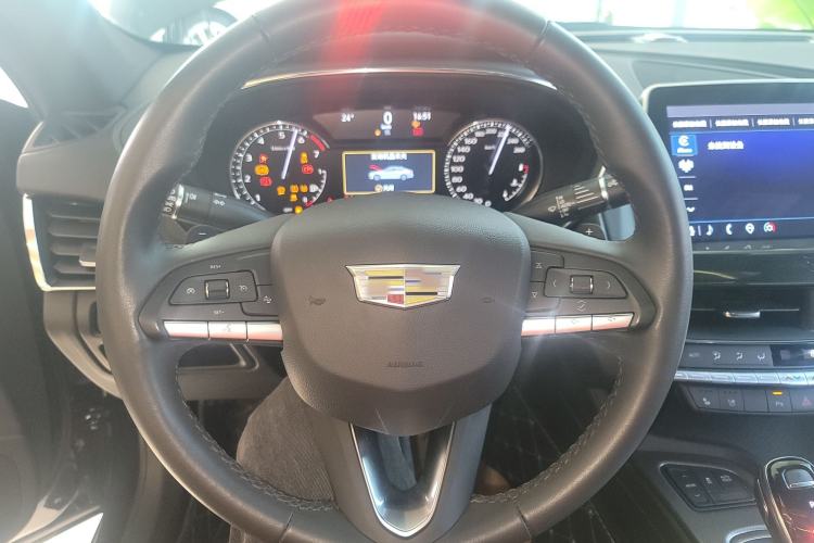 Used Cadillac CT5 2022 28T Luxury Version (Standard Edition) Steering Wheel