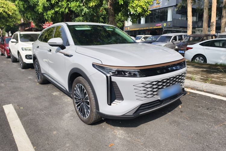 Used EXEED Stellar 2023 400T Two-Wheel Drive Comfort Flyfish Edition