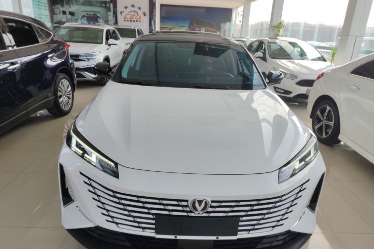 Used CHANGAN Eado 2025 Blue Whale 1.5T 500Bar Prestige Model