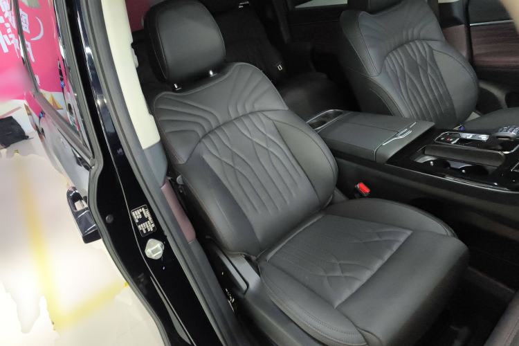 Used GAC Trumpchi M8 2024 Master Series 400T Prestige Edition