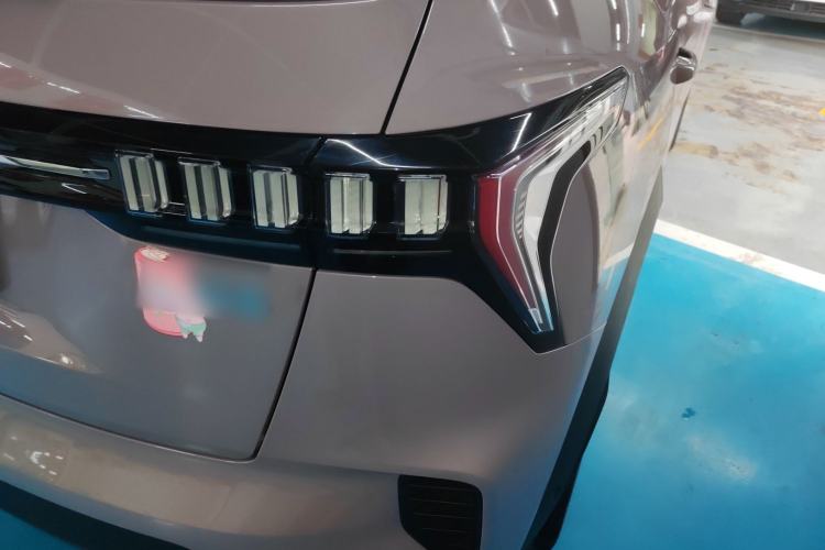 Used Lynk & Co 06 2021 1.5T Shero Pink Special Edition
