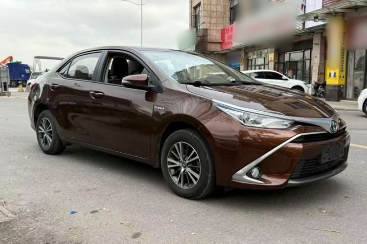 Used Toyota Levin 2016 Dual-Engine 1.8H GS E-CVT Elite Model with Sunroof
