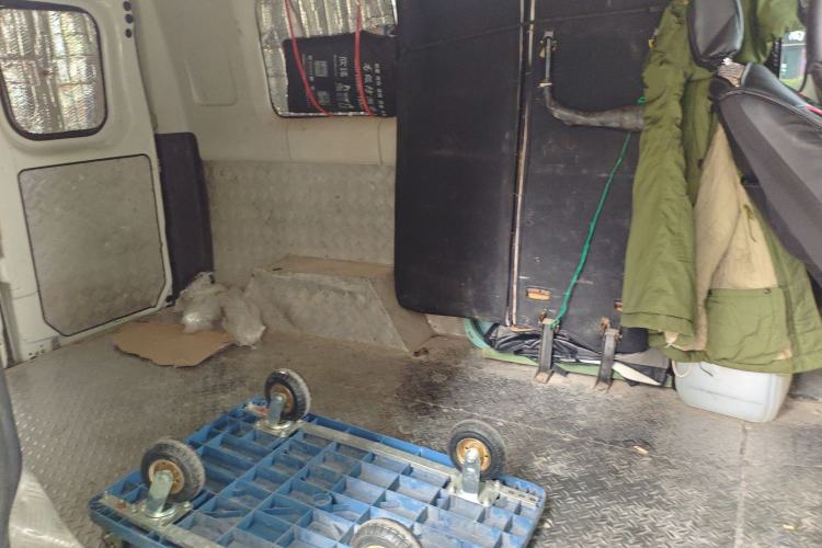 Used Iveco Eurocargo 2021 2.0T Manual Super-Rui Short Wheelbase Low-Roof Side-Hinged Door F1A
