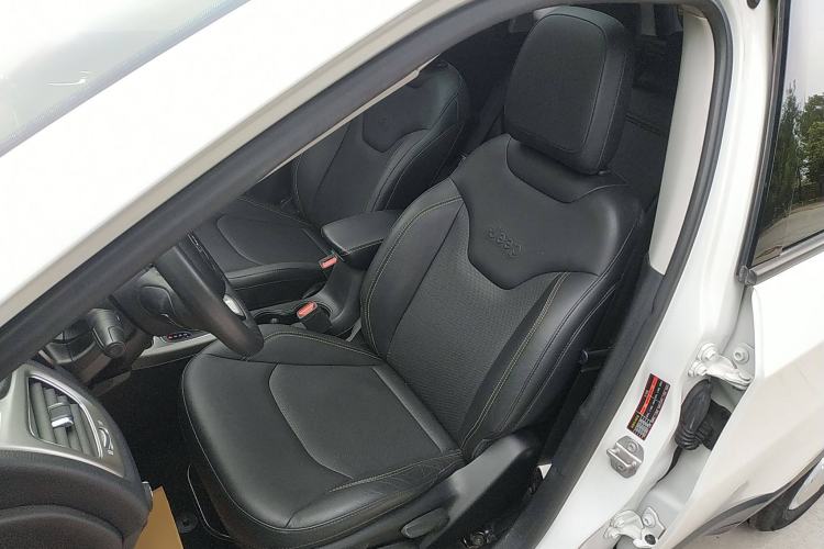 Used Jeep Compass 2017 200T Automatic Family Edition