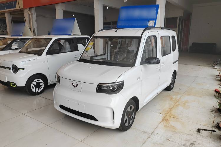 Used Wuling Zhiguang New Energy 2025 Model 305km Ambitious Edition