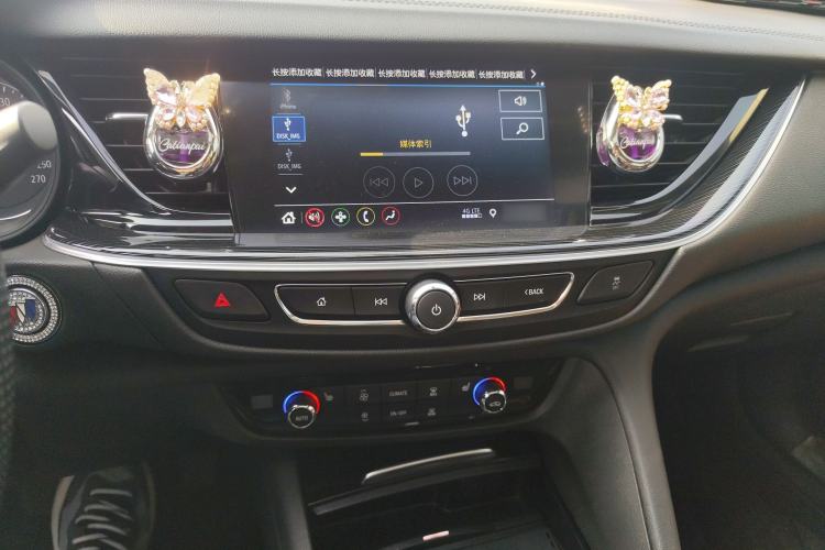 Used Buick Regal 2023 552T Smart Enjoyment Version Audio And AC Panel