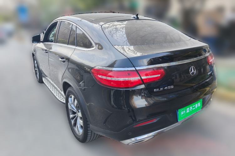 Used Mercedes-Benz GLE Coupe 2017 GLE 400 4MATIC Coupe SUV Exterior 2