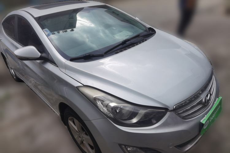 Used Hyundai Elantra (5th Generation / Langdong) 2012 1.6L Manual Leading Model Front Right 45 Deg