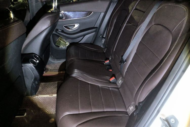 Used Mercedes-Benz GLC 2018 Facelift GLC 260 4MATIC Luxury Edition
