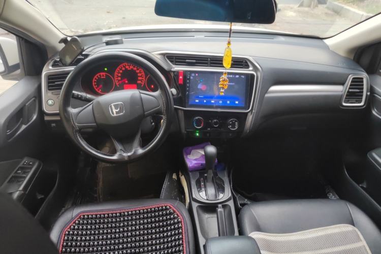 Used Honda Gienia 2017 1.5L CVT Classic Edition Center Console