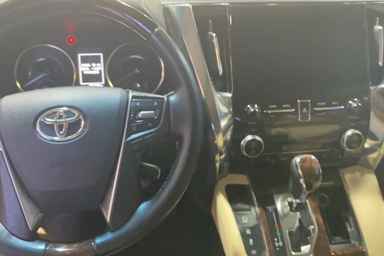 Used Toyota Alphard 2020 Dual-Engine 2.5L Luxury Edition