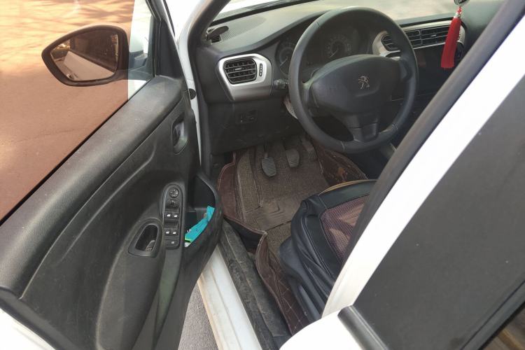 Used Peugeot 301 2016 1.6L Manual Comfort Edition Driver Seat