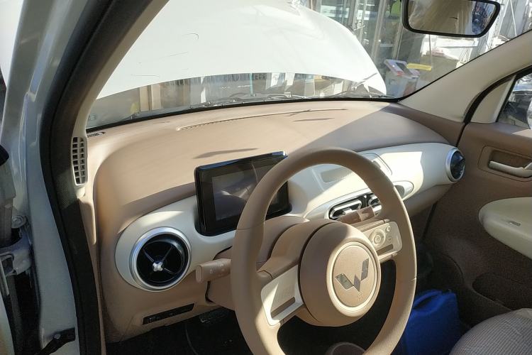 Used Wuling Hongguang MINIEV 2025 Four-Door Version Advanced Edition