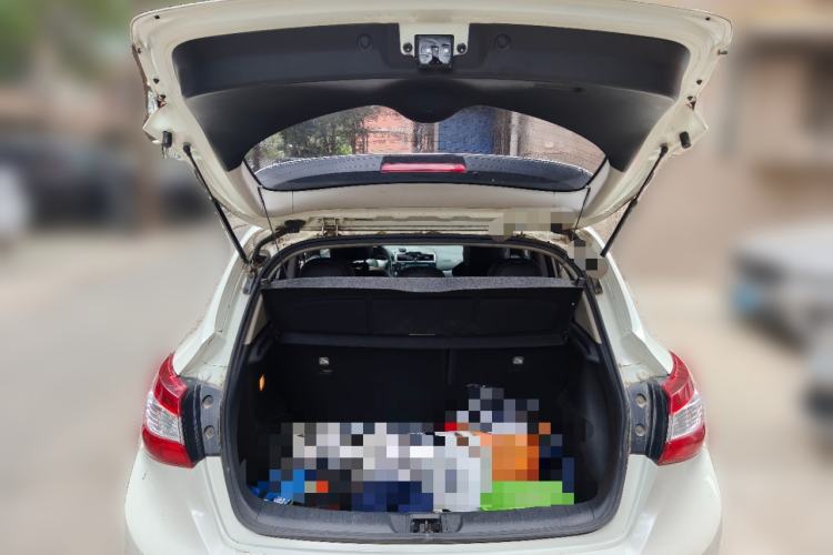 Used Nissan Tiida 2016 1.6L CVT Smart Drive Edition Trunk