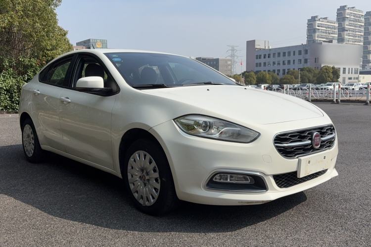 Used Fiat Viaggio 2015 1.4T Automatic Enjoyment Edition
