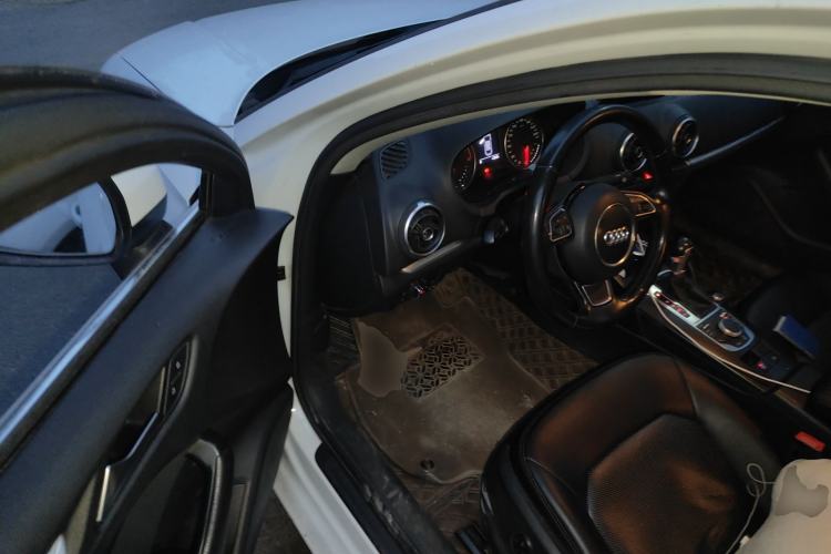 Used Audi A3 2015 Limousine 35 TFSI Millionth Anniversary Intelligent Leading Model