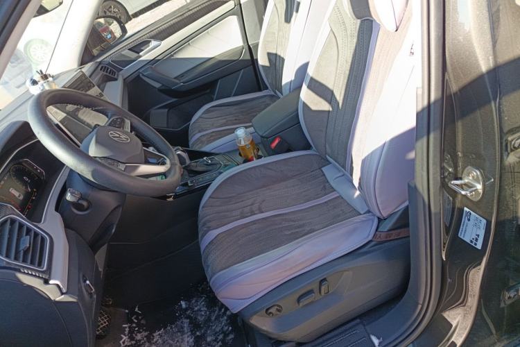 Used Volkswagen Tayron 2024 300TSI Two-Wheel-Drive Luxury Plus Advanced Version