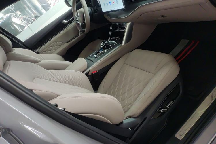 Used BYD Tang New Energy 2025 DM-i 115KM Prestige Model