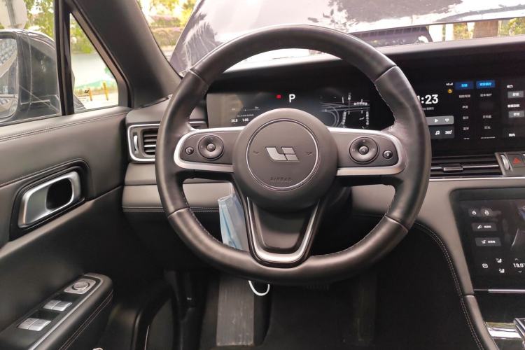 Used Li Auto ONE 2020 Extended-Range 6-Seater Version Steering Wheel