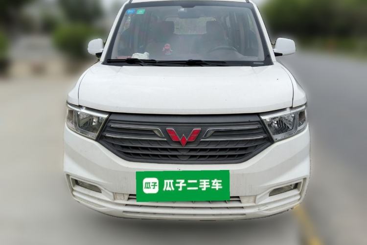 Used Wuling Hongguang V 2019 1.5L Standard Version China VI LAR

