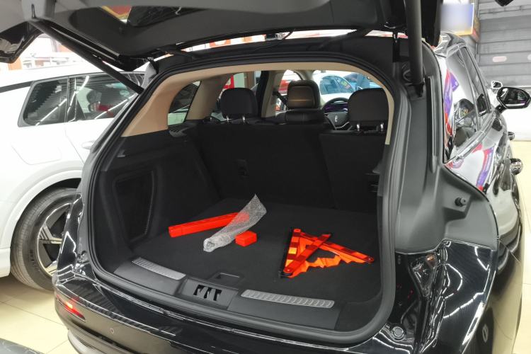 Used Lincoln Corsair 2023 2.0T Two-Wheel Drive Luxury Edition