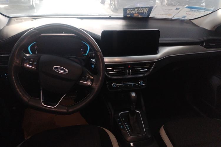 Used Ford Focus 2021 Sedan 1.5L Automatic Sharp Edition
