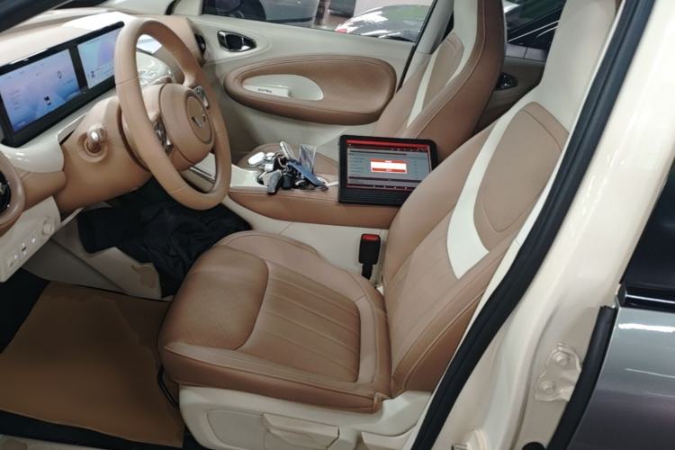 Used Wuling Bingo 2025 333 km Lingxi Connected Version Left Front Seat