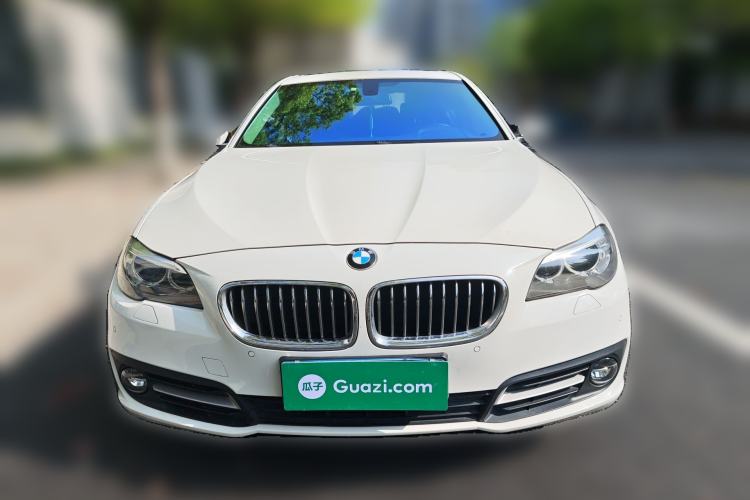 Used BMW 5 Series 2014 525Li Leading Model
