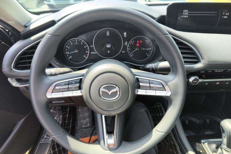 Used Mazda 3 Axela 2020 2.0L Automatic Zhiya Edition Steering Wheel