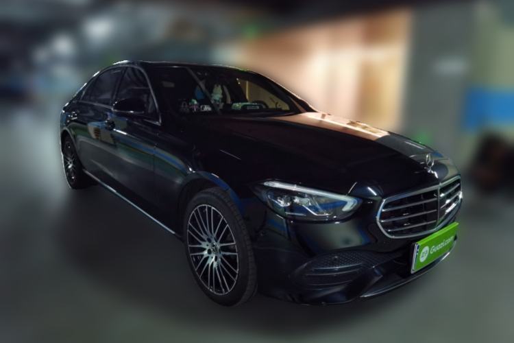 Used Mercedes-Benz C-Class 2023 C 260 L Front Right 45 Deg