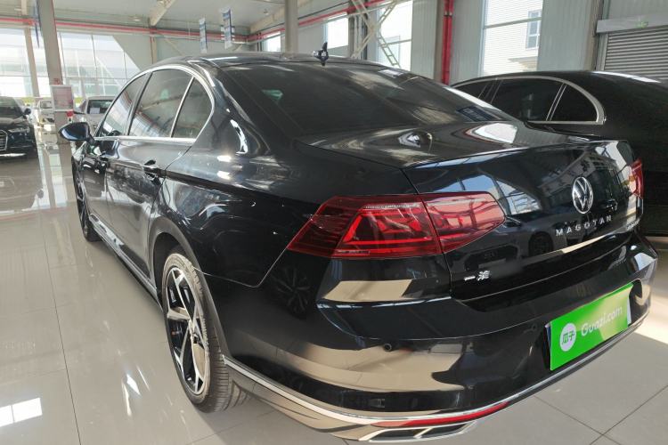 Used Volkswagen Magotan 2023 2 Million Units Commemorative Edition 330TSI DSG Luxury Version