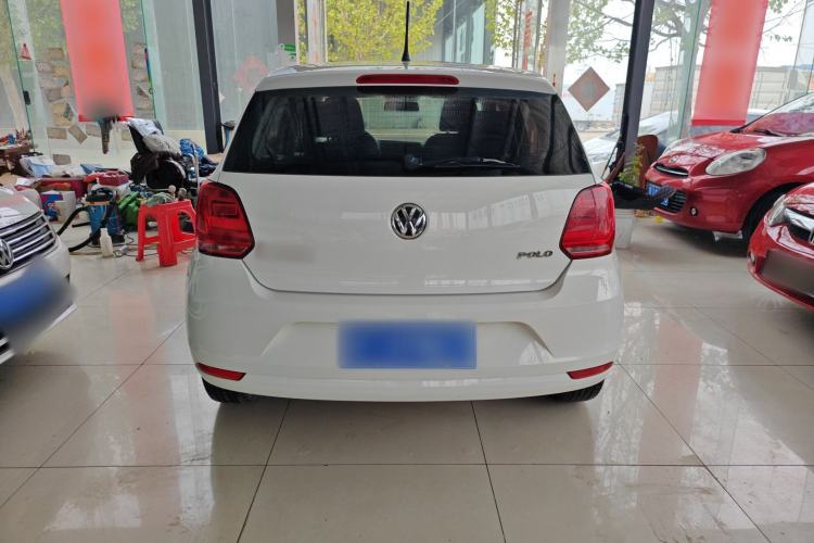 Used Volkswagen Polo 2016 1.4L Manual Fashion Model Exterior 4