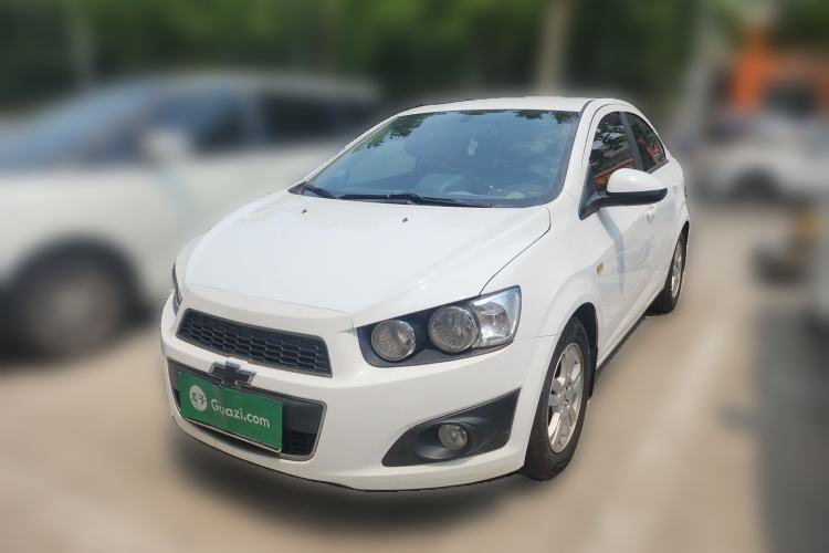 Used Chevrolet Aveo Sonic 2011 Sedan 1.4L Manual Transmission SE Guazi used car, China used car export, Used car for sale, Used  cars, Cheapest cars for sale