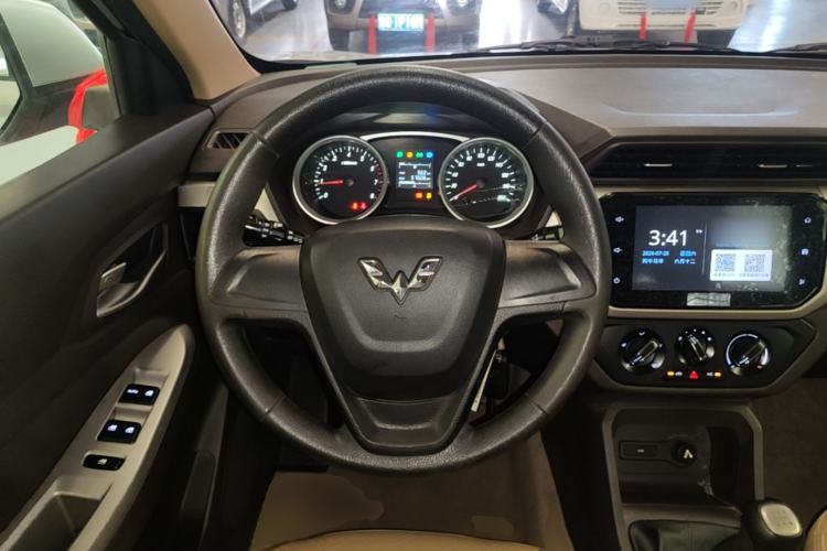 Used Wuling Hongguang 2018 1.5L S Comfort Model L2B