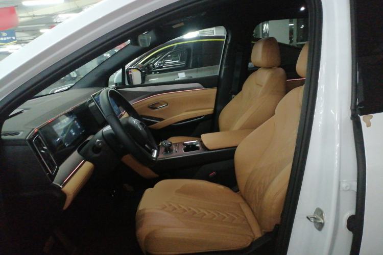 Used BYD Song L DM-i 2024 112 km Beyond Edition
