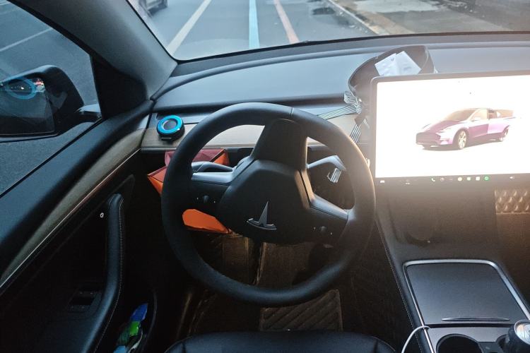 Used Tesla Model Y 2022 Rear-Wheel-Drive Version
