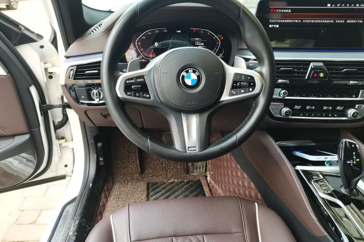 Used BMW 5 Series 2022 Second Facelift 530Li xDrive M Sport Package
