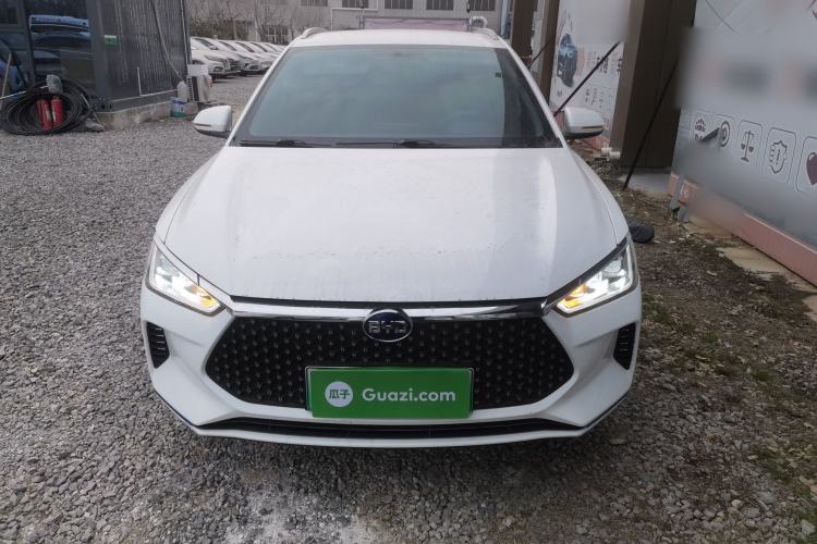 Used BYD e2 2019 Standard Range Model – Smart & Comfortable Version