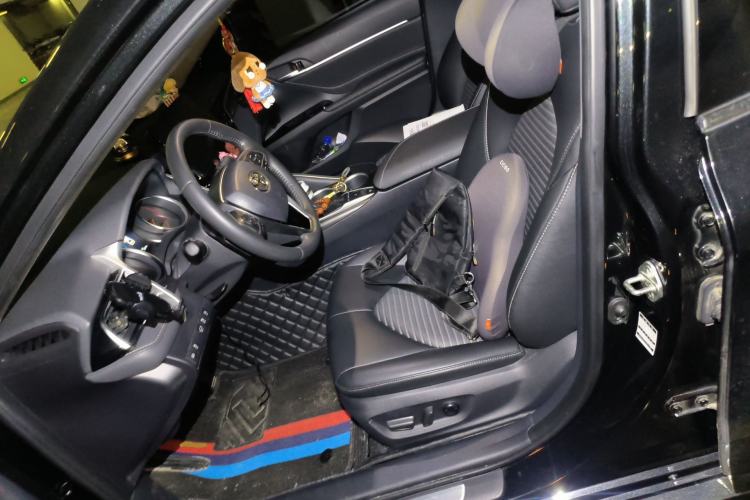 Used Toyota Camry 2023 2.0S Knight Edition
