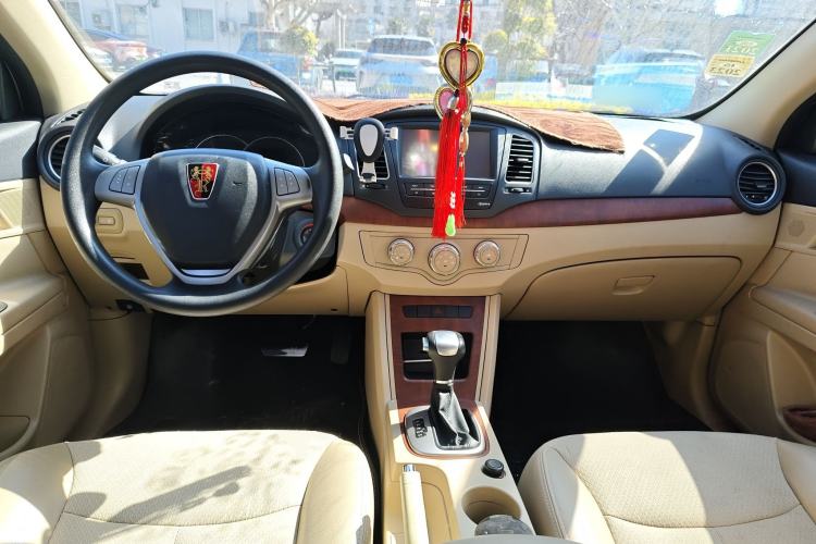 Used Roewe 350 2014 1.5L Automatic Xunyue Version Center Console