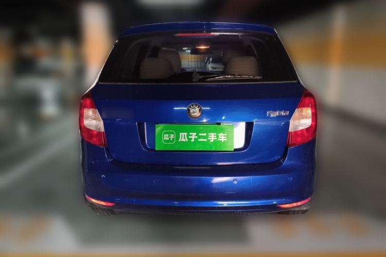 Used Skoda Fabia 2012 1.4L Automatic Crystal Edition
