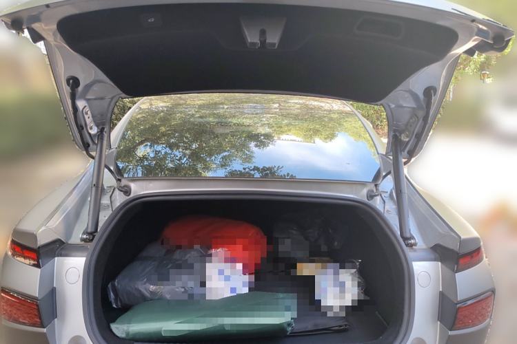 Used XPeng P7 2023 P7i 610 Max Performance Edition Trunk