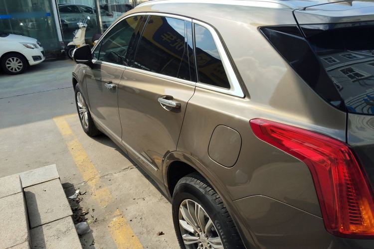 Used Cadillac XT5 2016 28T Four-Wheel Drive Luxury Model
