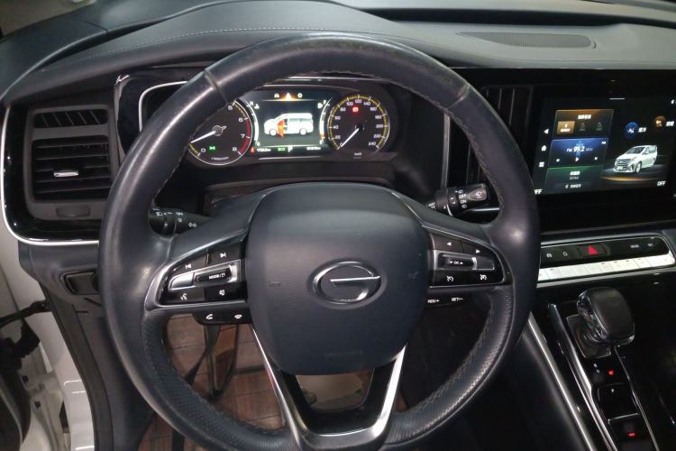 Used GAC Trumpchi M8 2023 Lingxiu Series 390T Deluxe Edition Steering Wheel