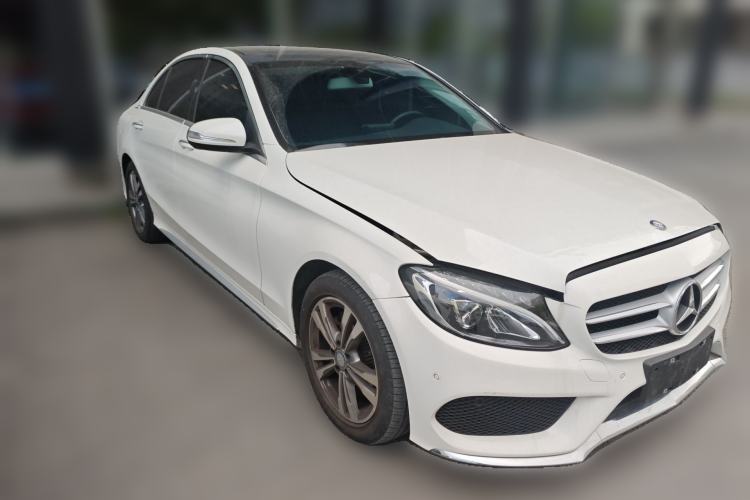 Used Mercedes-Benz C-Class 2016 C 200 L Sport Edition Front Right 45 Deg