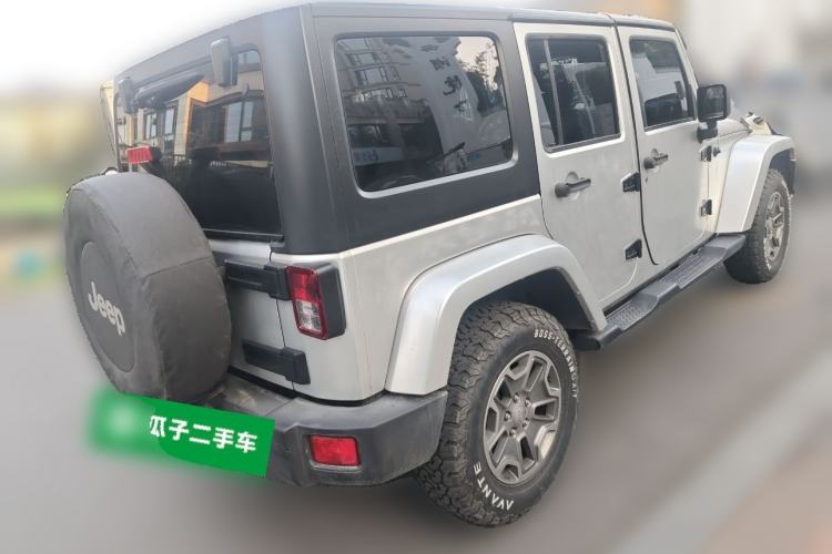 Used Jeep Wrangler 2015 3.0L Sahara Four-Door Comfort Edition